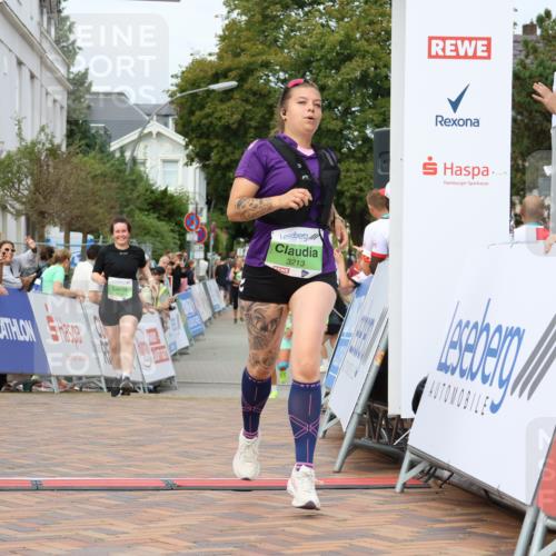 31.08.2025 - 21. Blankeneser Heldenlauf Strokosch-Dieckow http://msf.ph/oto/8661960 31.08.2025 11:23:04 Ziel 3213, 3114 meine-sportfotos.de