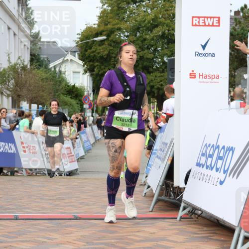 31.08.2025 - 21. Blankeneser Heldenlauf Strokosch-Dieckow http://msf.ph/oto/8661969 31.08.2025 11:23:04 Ziel 3213, 3114 meine-sportfotos.de