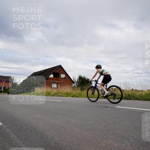 31.08.2025 - Elbe Triathlon Hamburg Michael Burmester http://msf.ph/oto/8661976 31.08.2025 16:33:47 Radfahren  meine-sportfotos.de