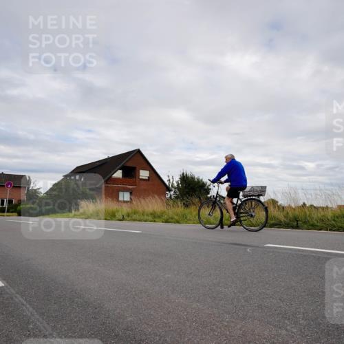 31.08.2025 - Elbe Triathlon Hamburg Michael Burmester http://msf.ph/oto/8661994 31.08.2025 16:36:30 Radfahren  meine-sportfotos.de