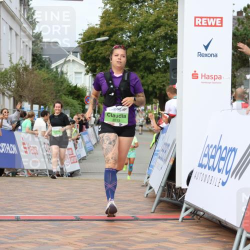 31.08.2025 - 21. Blankeneser Heldenlauf Strokosch-Dieckow http://msf.ph/oto/8661996 31.08.2025 11:23:04 Ziel 3213, 3114 meine-sportfotos.de
