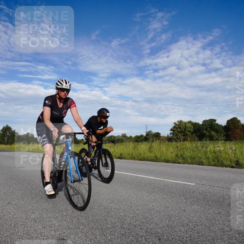 31.08.2025 - Elbe Triathlon Hamburg Michael Burmester http://msf.ph/oto/8662029 31.08.2025 09:13:47 Radfahren 190, 322, 415, 467, 490, 533 meine-sportfotos.de