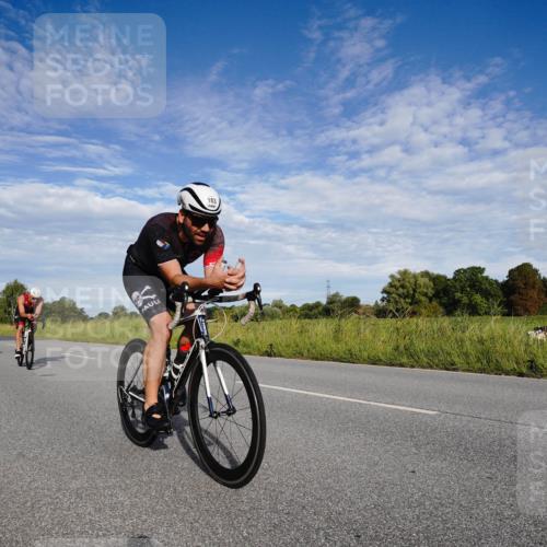 31.08.2025 - Elbe Triathlon Hamburg Michael Burmester http://msf.ph/oto/8662069 31.08.2025 09:14:32 Radfahren 183, 186, 194, 205, 312, 409, 596, 630 meine-sportfotos.de