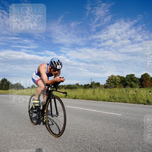 31.08.2025 - Elbe Triathlon Hamburg Michael Burmester http://msf.ph/oto/8662087 31.08.2025 09:14:58 Radfahren 280, 354, 361, 431 meine-sportfotos.de