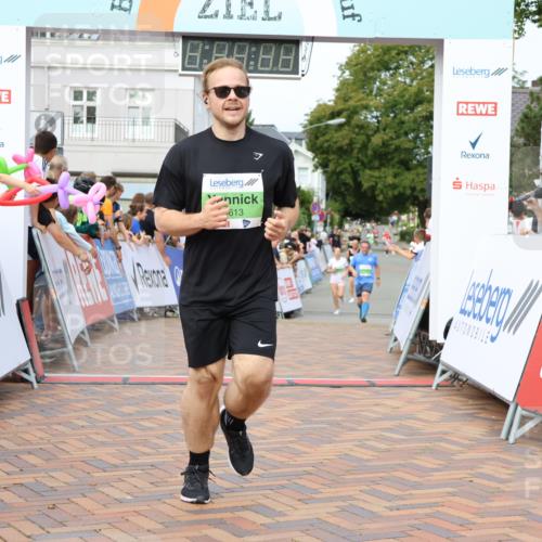 31.08.2025 - 21. Blankeneser Heldenlauf Strokosch-Dieckow http://msf.ph/oto/8662098 31.08.2025 11:22:45 Ziel 3613, 3616, 3720 meine-sportfotos.de