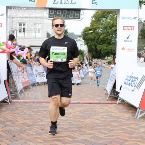 31.08.2025 - 21. Blankeneser Heldenlauf Strokosch-Dieckow http://msf.ph/oto/8662107 31.08.2025 11:22:45 Ziel 3613, 3616, 3720 meine-sportfotos.de