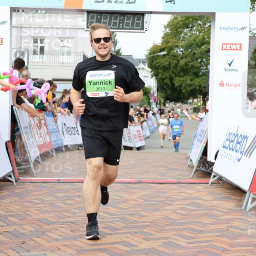 31.08.2025 - 21. Blankeneser Heldenlauf Strokosch-Dieckow http://msf.ph/oto/8662114 31.08.2025 11:22:45 Ziel 3613, 3616, 3720 meine-sportfotos.de