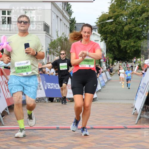 31.08.2025 - 21. Blankeneser Heldenlauf Strokosch-Dieckow http://msf.ph/oto/8662141 31.08.2025 11:22:40 Ziel 3613, 3616, 3720 meine-sportfotos.de