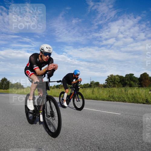 31.08.2025 - Elbe Triathlon Hamburg Michael Burmester http://msf.ph/oto/8662147 31.08.2025 09:16:09 Radfahren 170, 176, 213, 232, 238, 285, 528, 535 meine-sportfotos.de