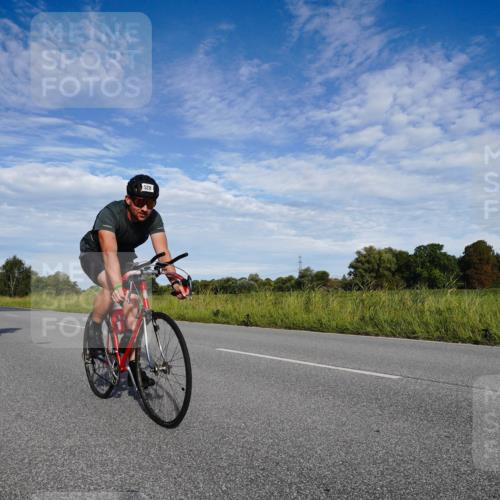 31.08.2025 - Elbe Triathlon Hamburg Michael Burmester http://msf.ph/oto/8662153 31.08.2025 09:16:12 Radfahren 170, 176, 213, 285, 528 meine-sportfotos.de