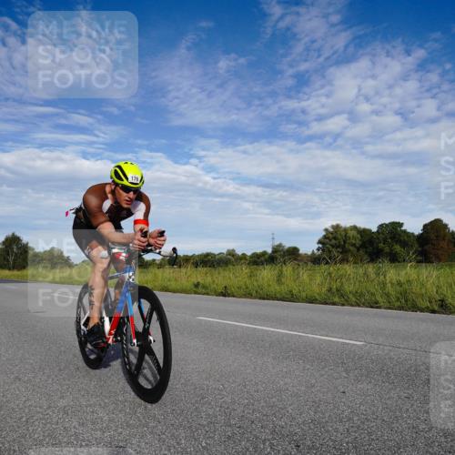31.08.2025 - Elbe Triathlon Hamburg Michael Burmester http://msf.ph/oto/8662154 31.08.2025 09:16:13 Radfahren 170, 176, 285, 310, 528 meine-sportfotos.de