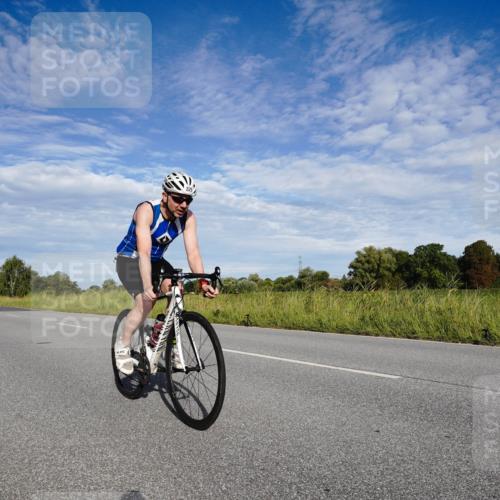 31.08.2025 - Elbe Triathlon Hamburg Michael Burmester http://msf.ph/oto/8662174 31.08.2025 09:16:45 Radfahren 230, 253, 315, 329, 380 meine-sportfotos.de