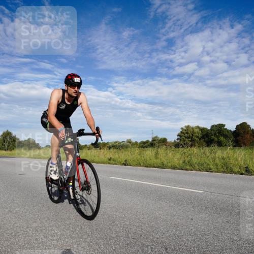 31.08.2025 - Elbe Triathlon Hamburg Michael Burmester http://msf.ph/oto/8662176 31.08.2025 09:16:48 Radfahren 230, 315, 380 meine-sportfotos.de