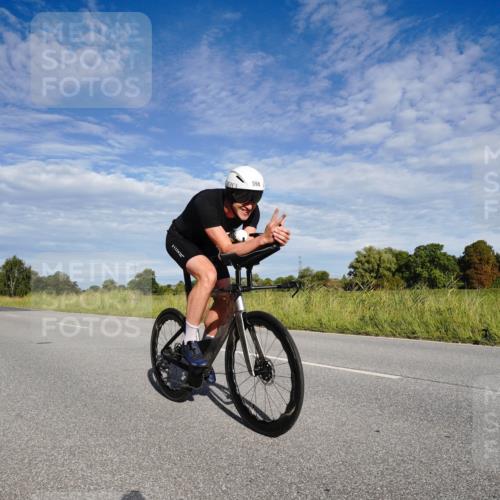 31.08.2025 - Elbe Triathlon Hamburg Michael Burmester http://msf.ph/oto/8662185 31.08.2025 09:17:04 Radfahren 245, 598 meine-sportfotos.de