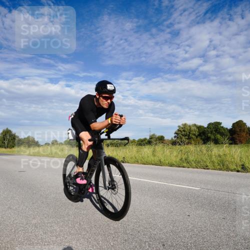 31.08.2025 - Elbe Triathlon Hamburg Michael Burmester http://msf.ph/oto/8662249 31.08.2025 09:18:35 Radfahren 189, 416, 547, 618 meine-sportfotos.de