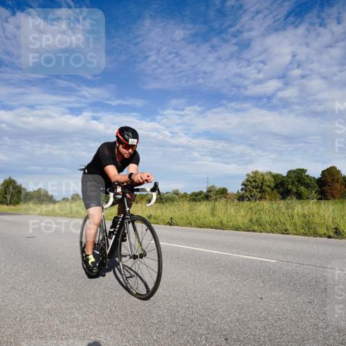 31.08.2025 - Elbe Triathlon Hamburg Michael Burmester http://msf.ph/oto/8662262 31.08.2025 09:18:50 Radfahren 369, 447, 531, 633 meine-sportfotos.de