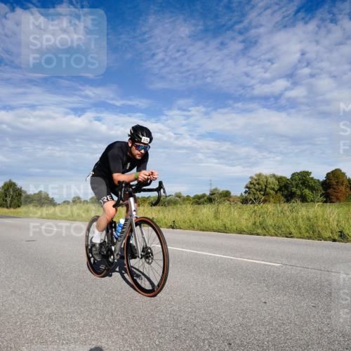 31.08.2025 - Elbe Triathlon Hamburg Michael Burmester http://msf.ph/oto/8662284 31.08.2025 09:19:22 Radfahren 392, 515, 646 meine-sportfotos.de