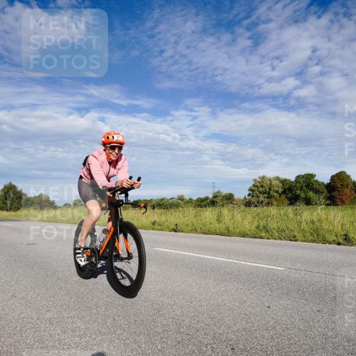 31.08.2025 - Elbe Triathlon Hamburg Michael Burmester http://msf.ph/oto/8662309 31.08.2025 09:20:05 Radfahren 208, 231, 371, 381, 474, 709 meine-sportfotos.de