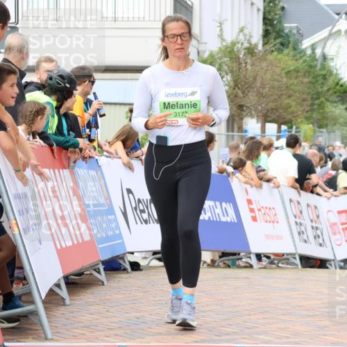 31.08.2025 - 21. Blankeneser Heldenlauf Strokosch-Dieckow http://msf.ph/oto/8662312 31.08.2025 11:24:34 Ziel 3177, 3188 meine-sportfotos.de