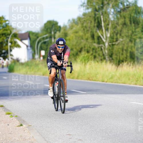 31.08.2025 - Elbe Triathlon Hamburg Michael Burmester http://msf.ph/oto/8662324 31.08.2025 09:08:54 Radfahren 325 meine-sportfotos.de