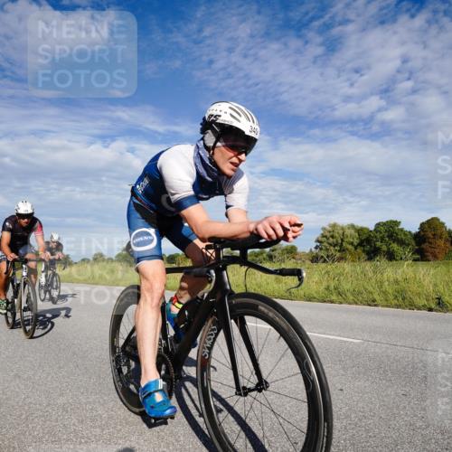 31.08.2025 - Elbe Triathlon Hamburg Michael Burmester http://msf.ph/oto/8662334 31.08.2025 09:20:33 Radfahren 172, 182, 228, 283, 314, 340, 342, 422, 517, 694 meine-sportfotos.de