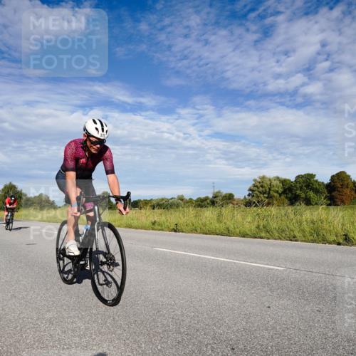31.08.2025 - Elbe Triathlon Hamburg Michael Burmester http://msf.ph/oto/8662363 31.08.2025 09:21:01 Radfahren 187, 257, 372, 428, 439, 455, 464, 516, 530, 545, 655 meine-sportfotos.de