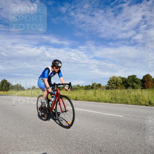 31.08.2025 - Elbe Triathlon Hamburg Michael Burmester http://msf.ph/oto/8662434 31.08.2025 09:21:49 Radfahren 255, 402, 468 meine-sportfotos.de