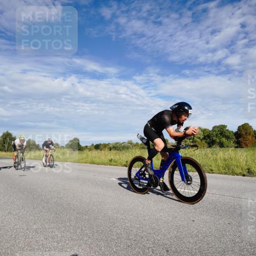 31.08.2025 - Elbe Triathlon Hamburg Michael Burmester http://msf.ph/oto/8662454 31.08.2025 09:22:22 Radfahren 169, 254, 344, 425, 500, 656 meine-sportfotos.de