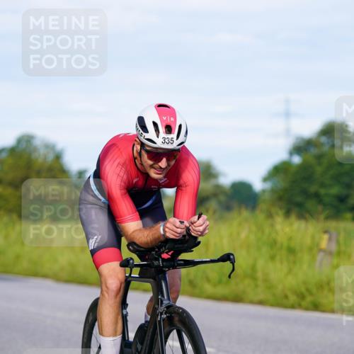 31.08.2025 - Elbe Triathlon Hamburg Michael Burmester http://msf.ph/oto/8662485 31.08.2025 09:10:25 Radfahren 180, 335, 470 meine-sportfotos.de