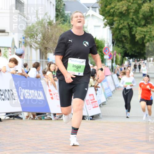 31.08.2025 - 21. Blankeneser Heldenlauf Strokosch-Dieckow http://msf.ph/oto/8662494 31.08.2025 11:24:26 Ziel 3309, 3188 meine-sportfotos.de