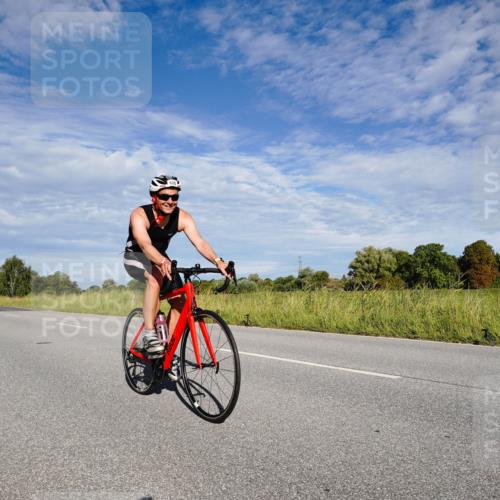 31.08.2025 - Elbe Triathlon Hamburg Michael Burmester http://msf.ph/oto/8662495 31.08.2025 09:22:52 Radfahren 540, 600, 626 meine-sportfotos.de