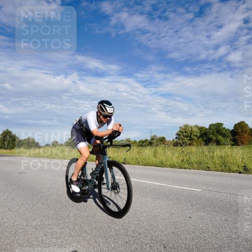 31.08.2025 - Elbe Triathlon Hamburg Michael Burmester http://msf.ph/oto/8662513 31.08.2025 09:23:12 Radfahren 270, 472, 521 meine-sportfotos.de