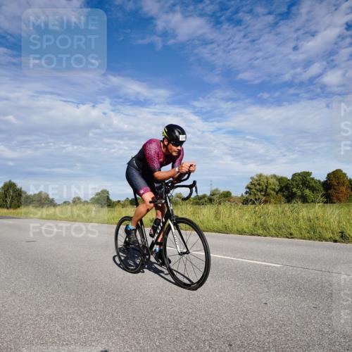 31.08.2025 - Elbe Triathlon Hamburg Michael Burmester http://msf.ph/oto/8662530 31.08.2025 09:23:40 Radfahren 177, 198, 252, 331, 370, 449, 497, 616 meine-sportfotos.de