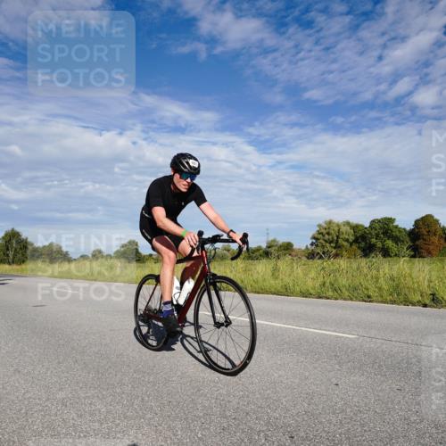 31.08.2025 - Elbe Triathlon Hamburg Michael Burmester http://msf.ph/oto/8662567 31.08.2025 09:24:03 Radfahren 185, 309, 436, 470, 481, 695 meine-sportfotos.de
