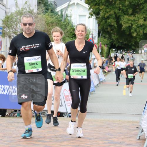 31.08.2025 - 21. Blankeneser Heldenlauf Strokosch-Dieckow http://msf.ph/oto/8662572 31.08.2025 11:24:16 Ziel 3100, 3099, 3309, 3584, 3583 meine-sportfotos.de