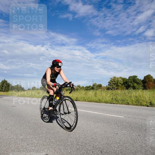 31.08.2025 - Elbe Triathlon Hamburg Michael Burmester http://msf.ph/oto/8662596 31.08.2025 09:24:23 Radfahren 233, 288, 418, 435, 454, 499, 653 meine-sportfotos.de