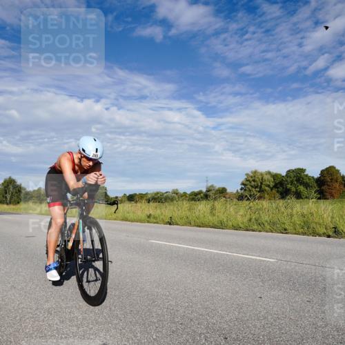 31.08.2025 - Elbe Triathlon Hamburg Michael Burmester http://msf.ph/oto/8662646 31.08.2025 09:25:03 Radfahren 171, 265, 389, 467 meine-sportfotos.de