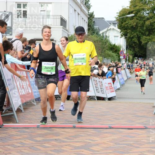 31.08.2025 - 21. Blankeneser Heldenlauf Strokosch-Dieckow http://msf.ph/oto/8662743 31.08.2025 11:22:01 Ziel 3344, 3639, 3413 meine-sportfotos.de