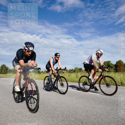 31.08.2025 - Elbe Triathlon Hamburg Michael Burmester http://msf.ph/oto/8662744 31.08.2025 09:26:35 Radfahren 248, 318, 341, 444, 445, 461, 558, 596, 622, 650, 716, 725 meine-sportfotos.de