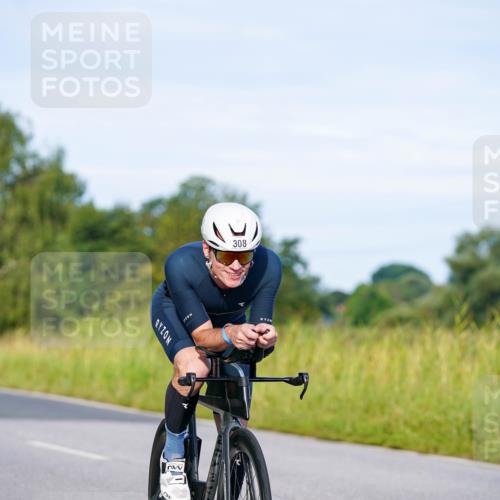 31.08.2025 - Elbe Triathlon Hamburg Michael Burmester http://msf.ph/oto/8662755 31.08.2025 09:12:12 Radfahren 308, 321, 489 meine-sportfotos.de