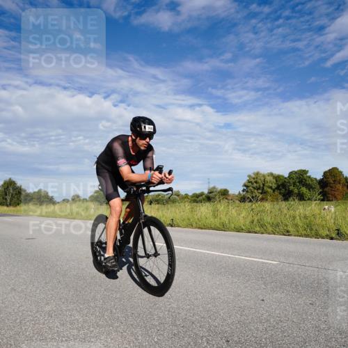 31.08.2025 - Elbe Triathlon Hamburg Michael Burmester http://msf.ph/oto/8662785 31.08.2025 09:27:03 Radfahren 197, 368 meine-sportfotos.de