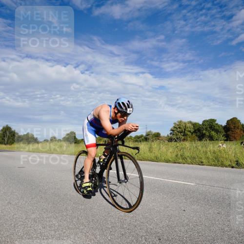 31.08.2025 - Elbe Triathlon Hamburg Michael Burmester http://msf.ph/oto/8662820 31.08.2025 09:27:38 Radfahren 269, 311, 321, 354, 496 meine-sportfotos.de