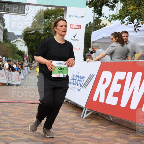 31.08.2025 - 21. Blankeneser Heldenlauf Strokosch-Dieckow http://msf.ph/oto/8662825 31.08.2025 11:21:52 Ziel 3018, 3658, 3066 meine-sportfotos.de
