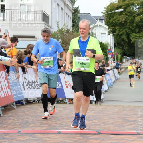 31.08.2025 - 21. Blankeneser Heldenlauf Strokosch-Dieckow http://msf.ph/oto/8662905 31.08.2025 11:21:46 Ziel 3018, 3658, 3110, 3111, 3066, 3654 meine-sportfotos.de