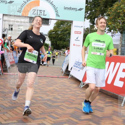 31.08.2025 - 21. Blankeneser Heldenlauf Strokosch-Dieckow http://msf.ph/oto/8662930 31.08.2025 11:21:42 Ziel 3658, 3110, 3111, 3654 meine-sportfotos.de