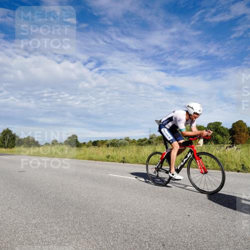 31.08.2025 - Elbe Triathlon Hamburg Michael Burmester http://msf.ph/oto/8662940 31.08.2025 09:29:57 Radfahren 305, 380, 409, 599, 680, 719 meine-sportfotos.de