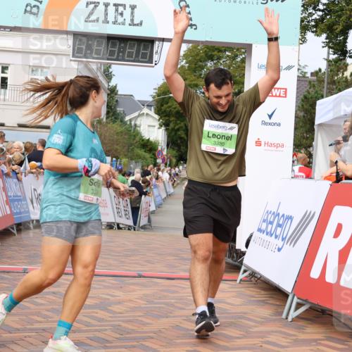 31.08.2025 - 21. Blankeneser Heldenlauf Strokosch-Dieckow http://msf.ph/oto/8662957 31.08.2025 11:02:34 Ziel 3380, 3379, 3135, 3136, 3406, 3727 meine-sportfotos.de