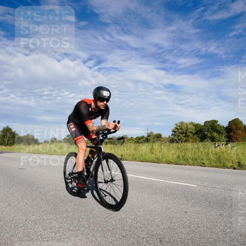 31.08.2025 - Elbe Triathlon Hamburg Michael Burmester http://msf.ph/oto/8662968 31.08.2025 09:30:18 Radfahren 170, 213, 343, 400, 431, 465, 534 meine-sportfotos.de
