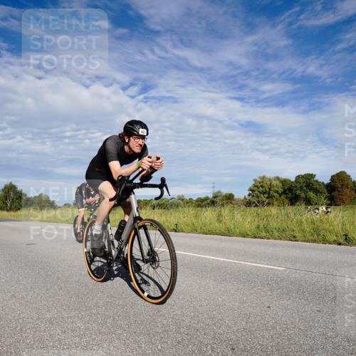31.08.2025 - Elbe Triathlon Hamburg Michael Burmester http://msf.ph/oto/8662996 31.08.2025 09:30:41 Radfahren 192, 364, 413, 421, 539, 669, 684 meine-sportfotos.de