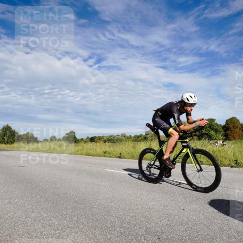 31.08.2025 - Elbe Triathlon Hamburg Michael Burmester http://msf.ph/oto/8662997 31.08.2025 09:30:42 Radfahren 192, 364, 413, 421, 539, 669, 684 meine-sportfotos.de